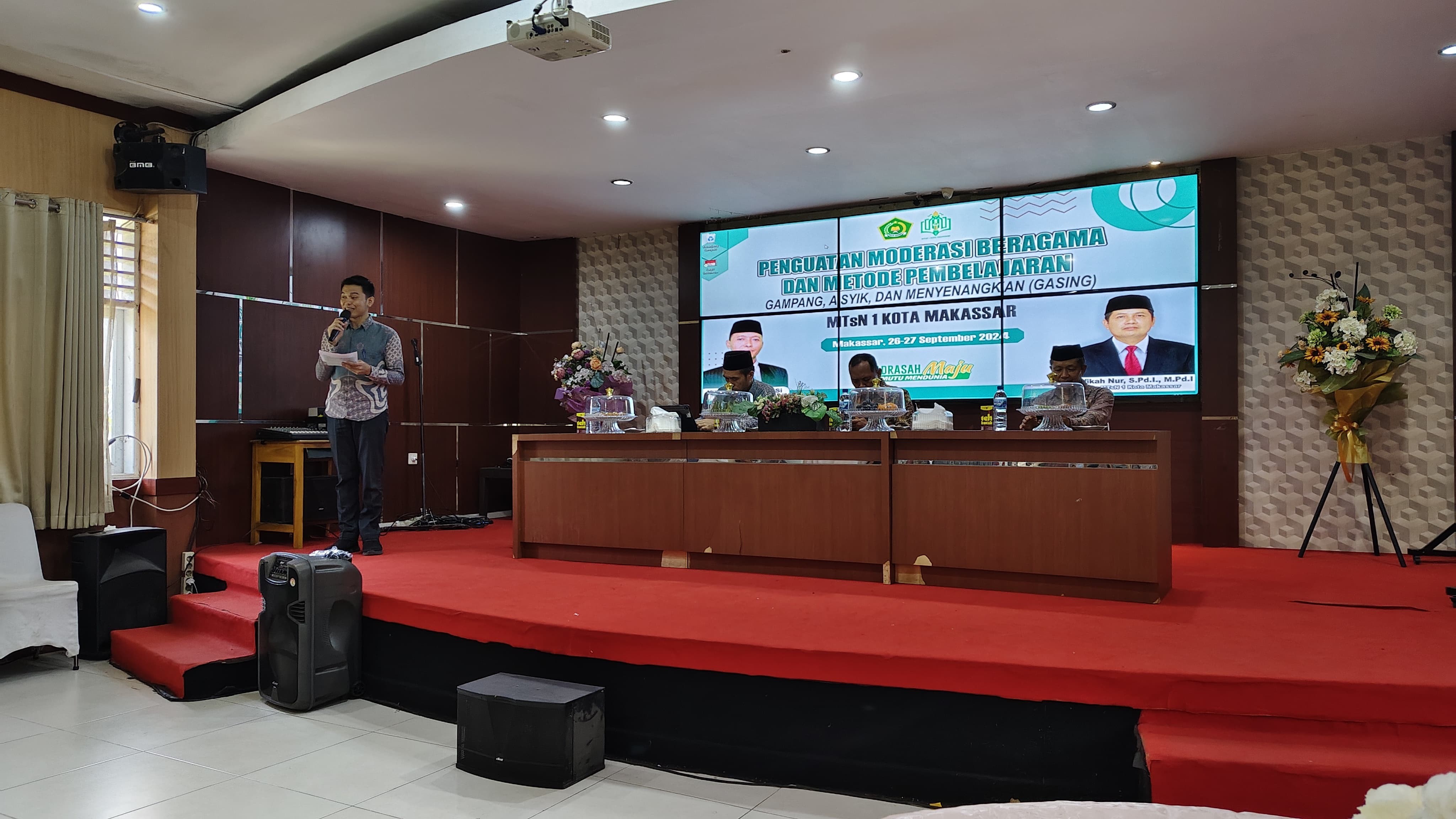 Pelatihan Penguatan Moderasi Beragama dan Metode Pembelajaran GASING di MTsN 1 Kota Makassar