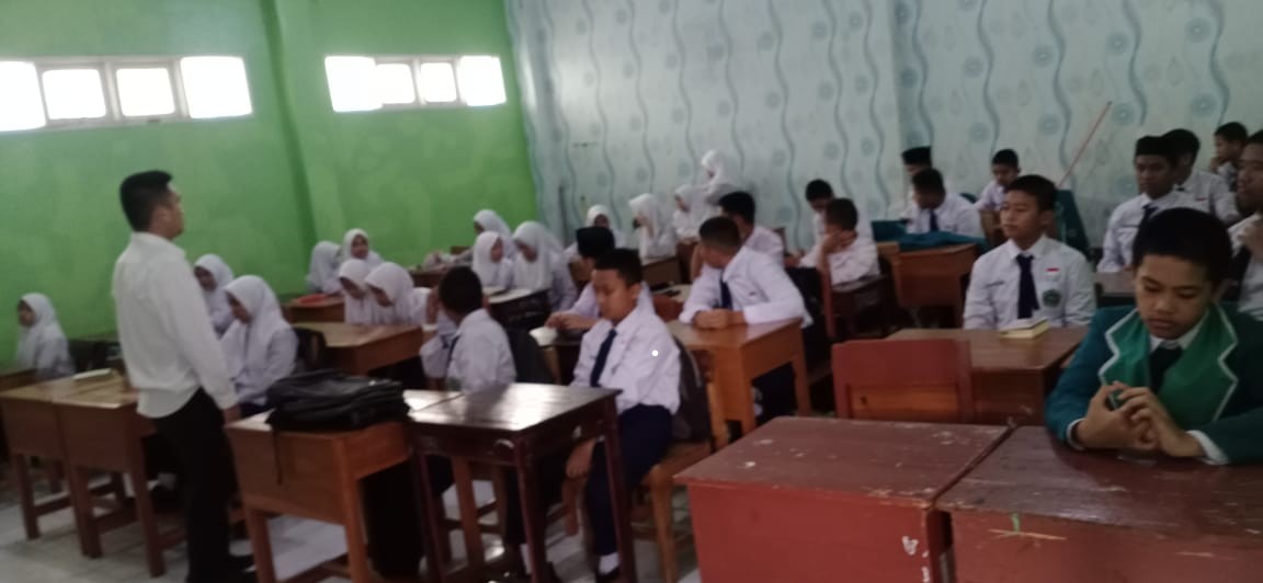 Meraih Berkah di Bulan Puasa, MTsN 1 Kota Makassar Melaksanakan Amaliah Ramadhan tahun 1445 Hijriah