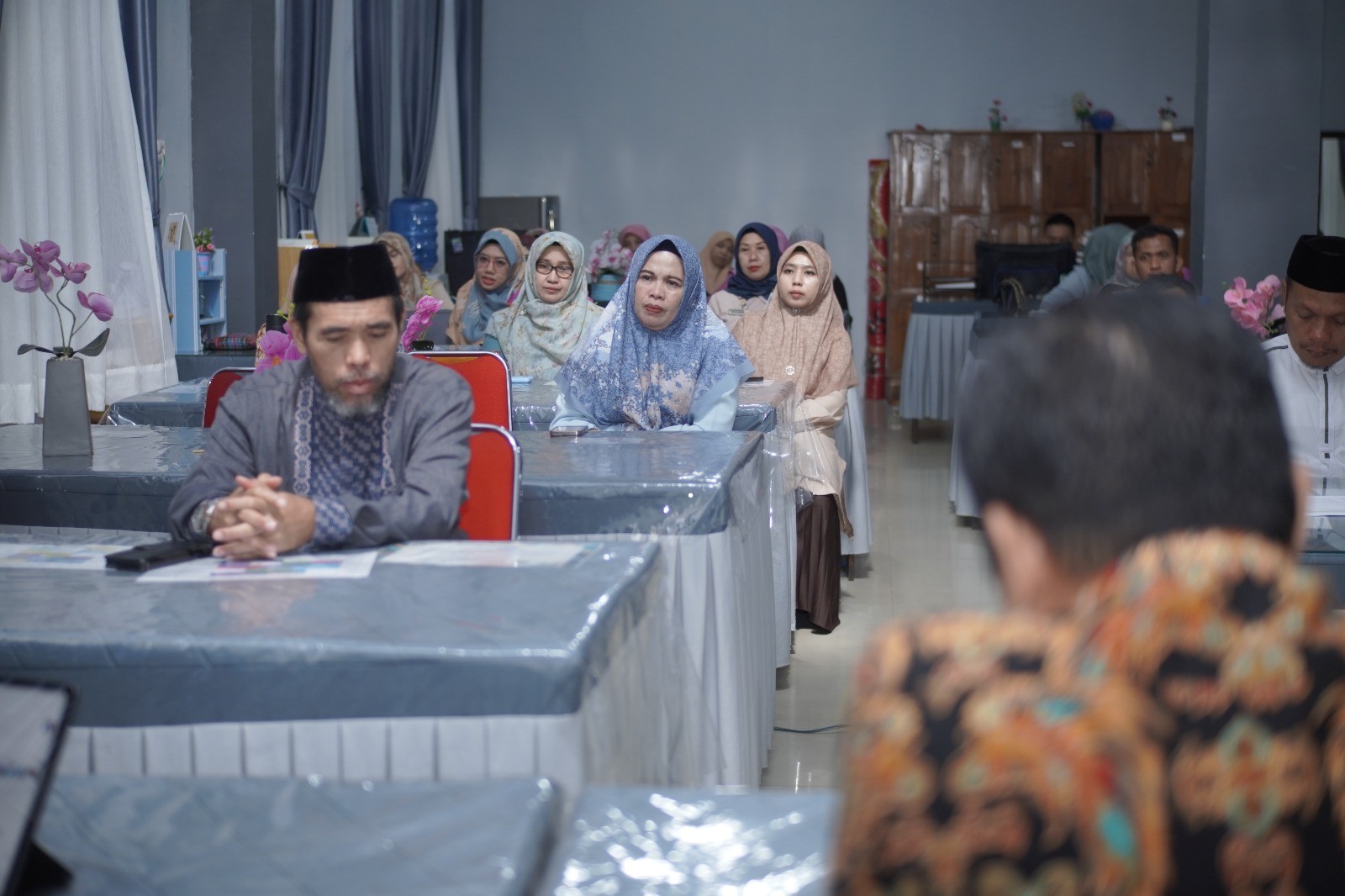 Kabid Penmad Menyapa Guru Madrasah di MTsN 1 Makassar