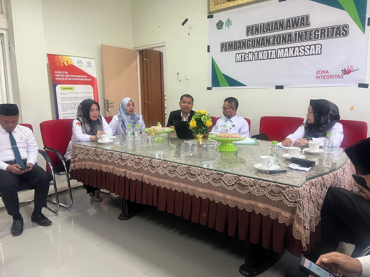 Sosialisasi Algoritma Kasih Sayang Oleh Pengawas Kemenag Kota Makassar di MTsN 1 Kota Makassar: Membangun Karakter Siswa melalui Program Asta Aksi