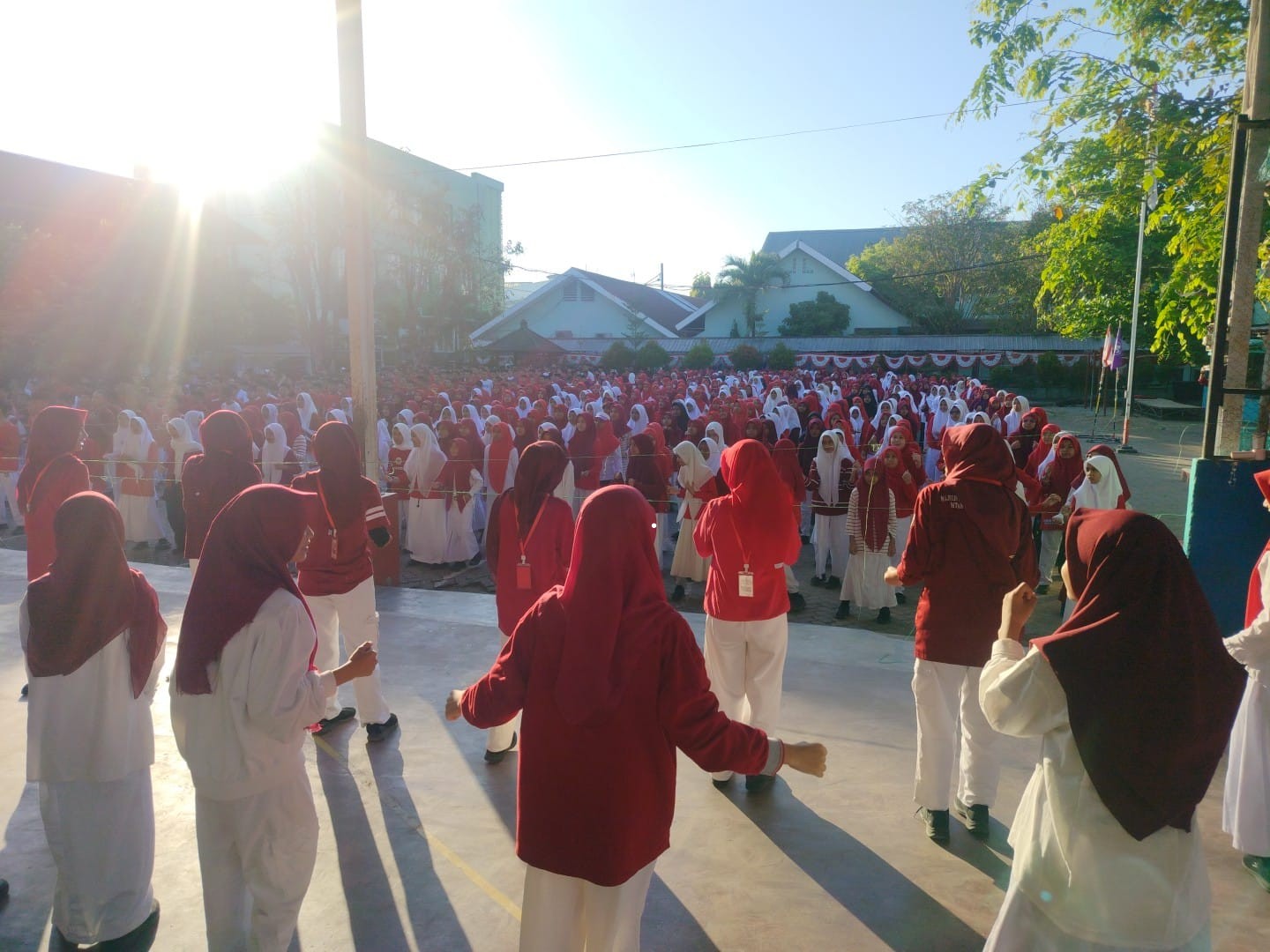 MTsN 1 Kota Makassar Menggelar Berbagai Lomba Semarakkan HUT RI ke-80